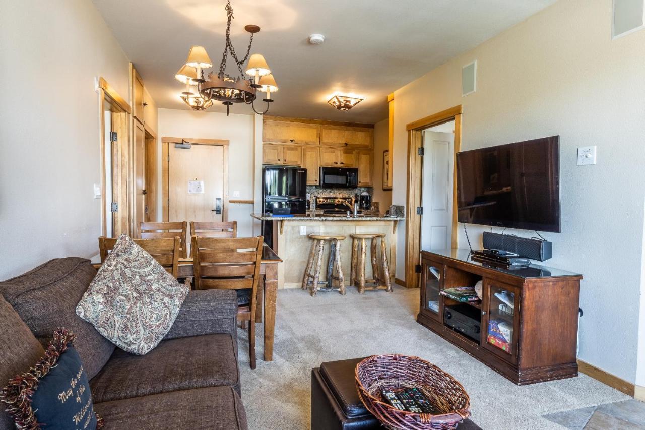 Juniper Springs #413 - Luxury In Out! 2 Bedroom Mammoth Lakes