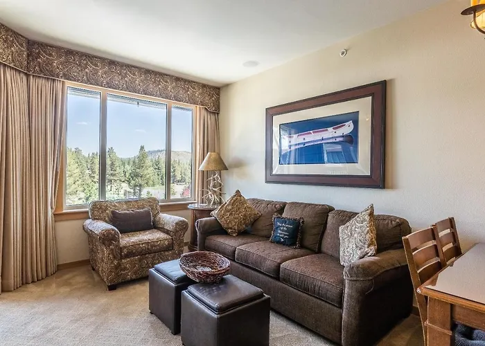 Juniper Springs Lodge #413 - Luxury Ski In Ski Out! 2 Bedroom